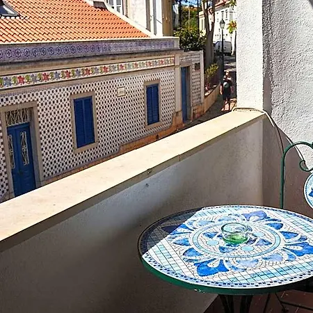 Ljmonade Hotel