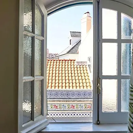 Ljmonade Hotel